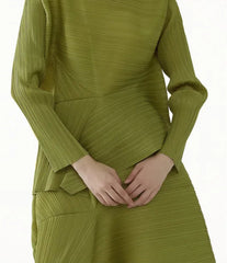 Elegant Plissé Skirt Set Elegant Plissé Skirt Set