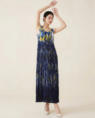 . Pleated Textured Sleeveless Midi Dress Luxury Japanese-Designer
