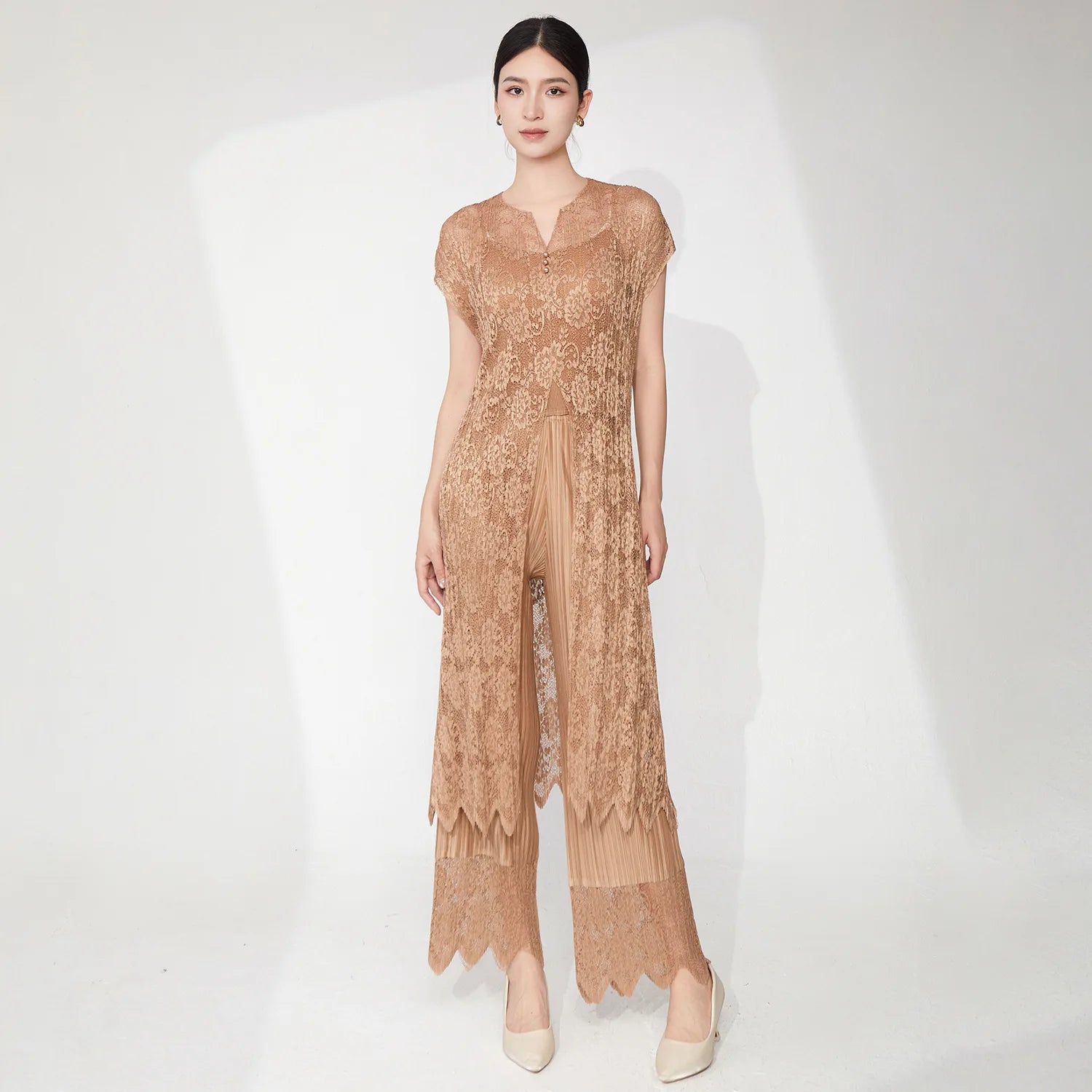 2-Piece Lace Pant Set - Semi-Formal Pleated Palazzo Pants Outfit with Duster