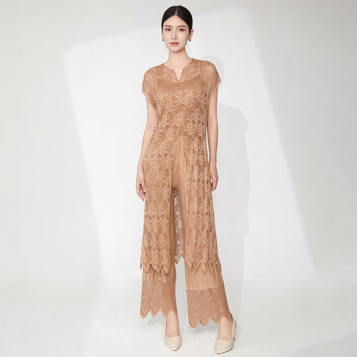 2-Piece Lace Pant Set - Semi-Formal Pleated Palazzo Pants Outfit with Duster