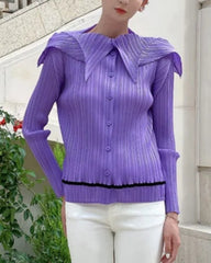 Unique Collar Plissé Blouse