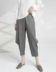 Luxury Plissé Cropped Trousers