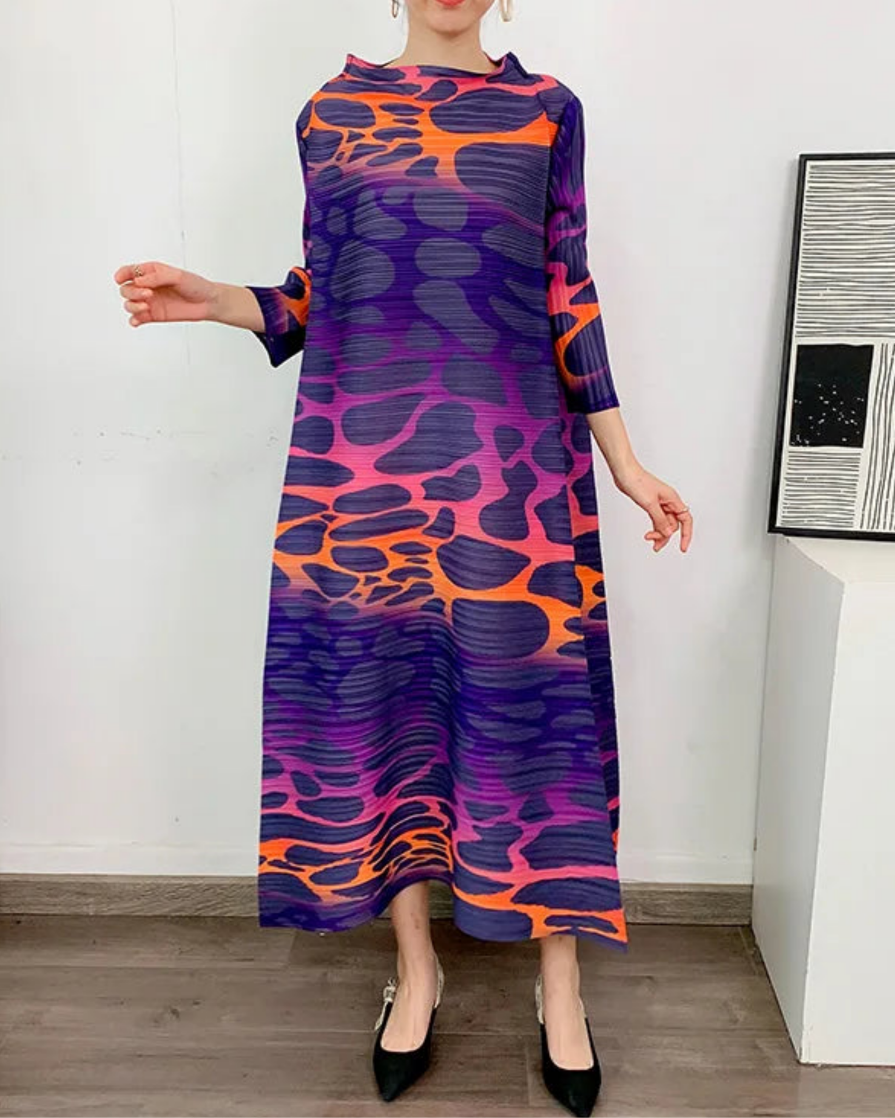 Abstract Motif Plisse Trapeze Dress