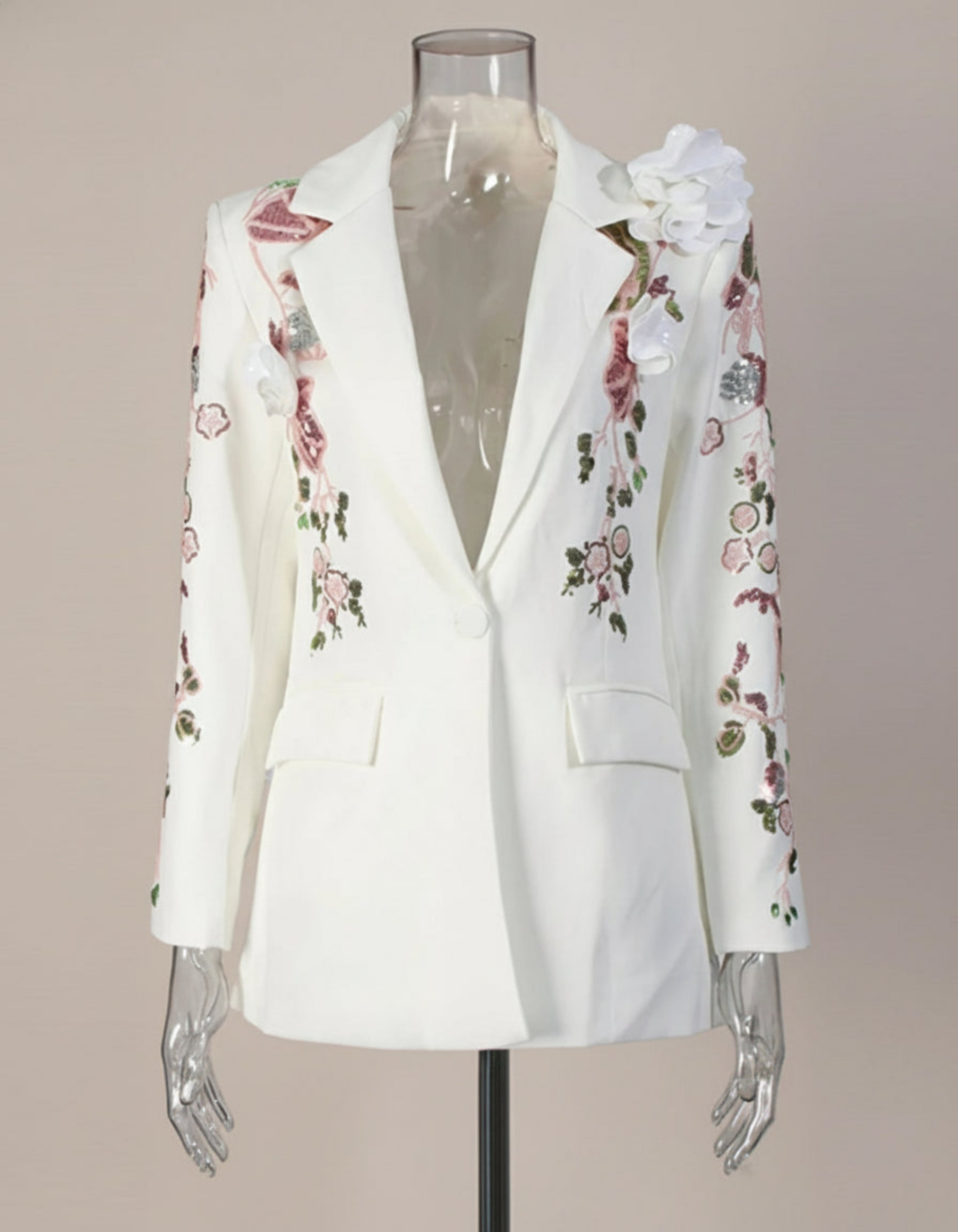 Couture Embroidered Blazer – Floral Appliqué & Sequin Detail