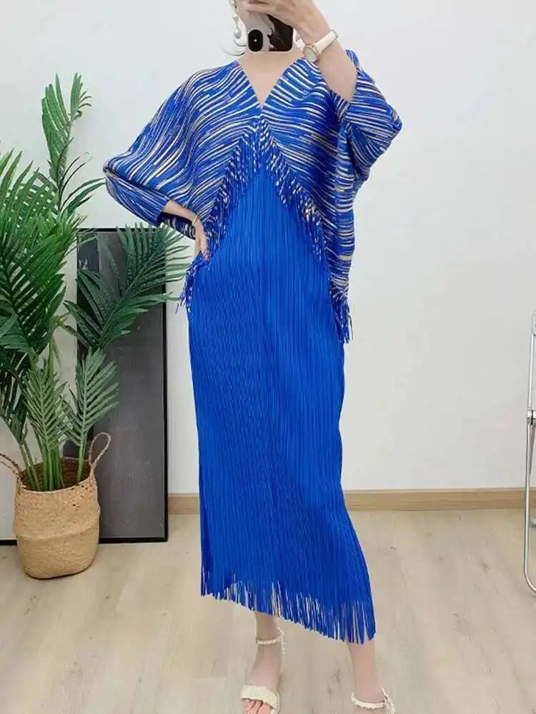 Cruise Dress Luxury Resort Pleats Plissé V-Neck Tassel Maxi Vacation Gown