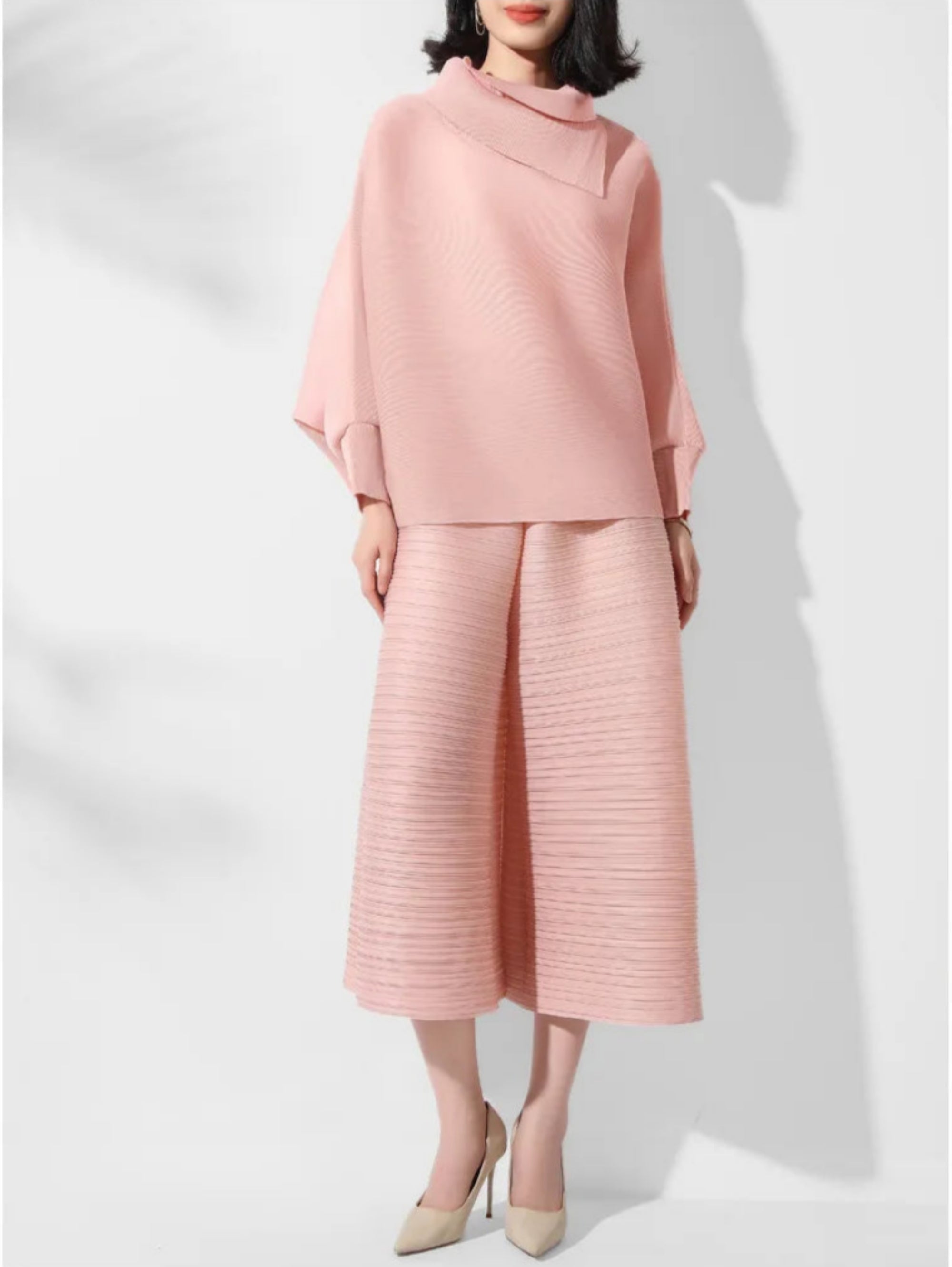 Designer Pleated Culotte Trousers & Top Set - Travel Occasion Outfit