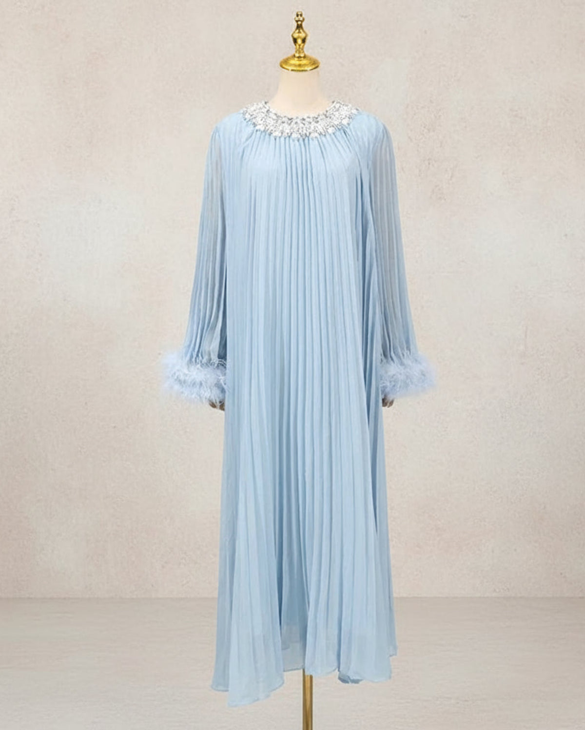 Formal Travel Luxury Plissé Midi Dress – Rhinestone Collar & Feather Cuffs