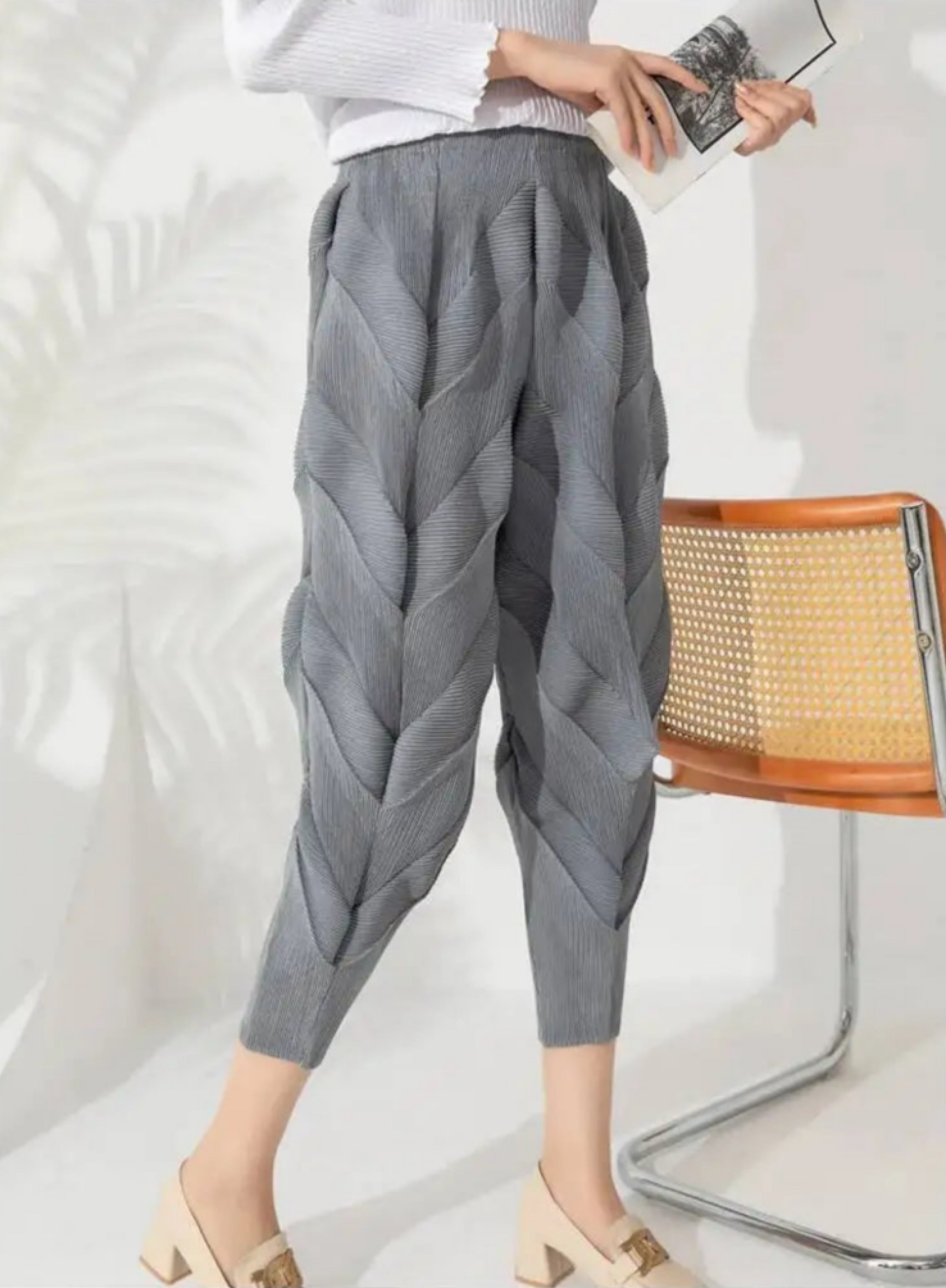 HEYFANCYSTYLE Luxury Japanese Unique Pleats Cropped Pants - Cruise Wear Women's