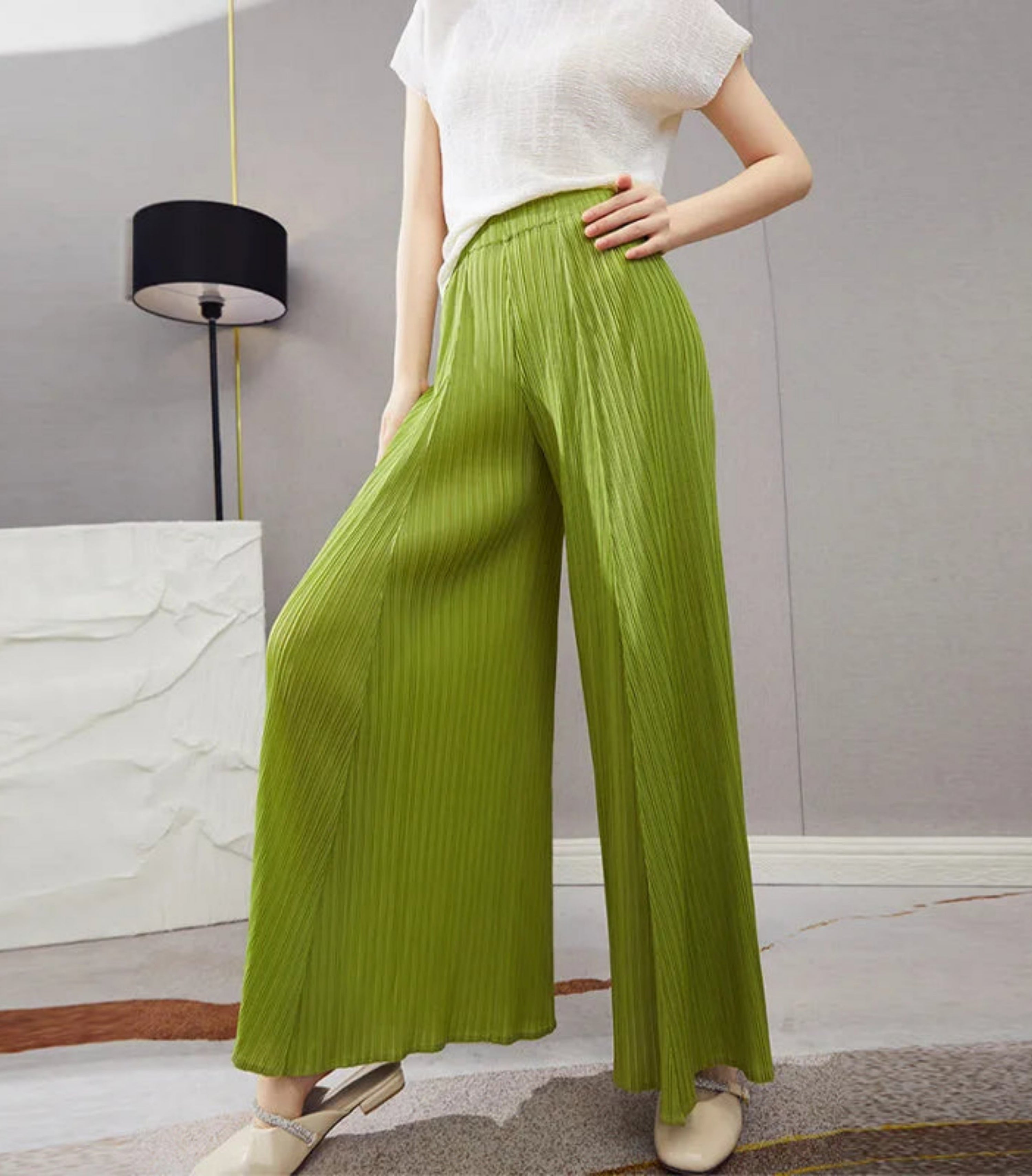 HEYFANCYSTYLE Luxury Plissé Wide Leg Trousers - Lightweight Pleated