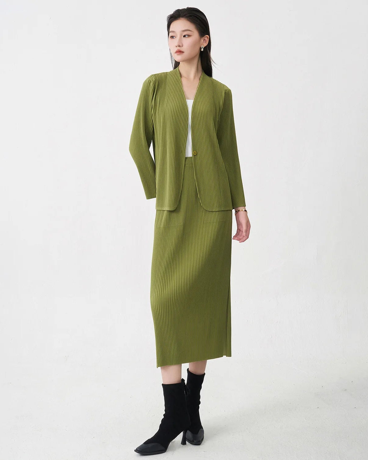High-End Plissé Pleats Pleated Skirt Set – Business Travel Wear