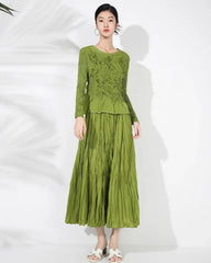 2-Piece Crinkled Pleats Skirt Set