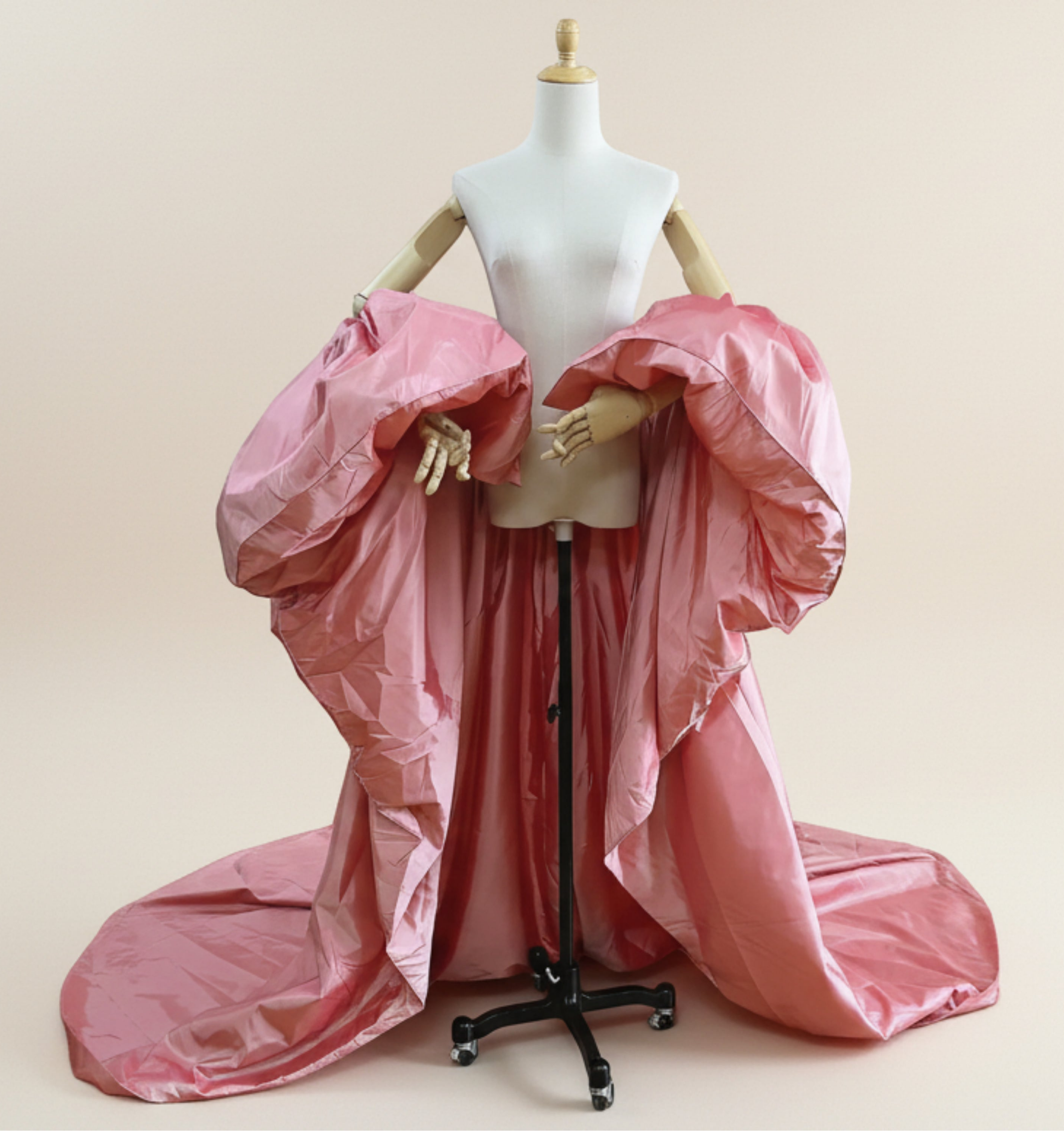 Luxury Custom-Made Opera Coat Floor-Length Sweep Cloak