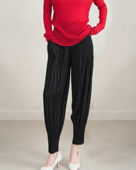 Luxury Japanese Pleated Pants | Premium Sculpted Fit, Wrinkle-Resistant Fabric