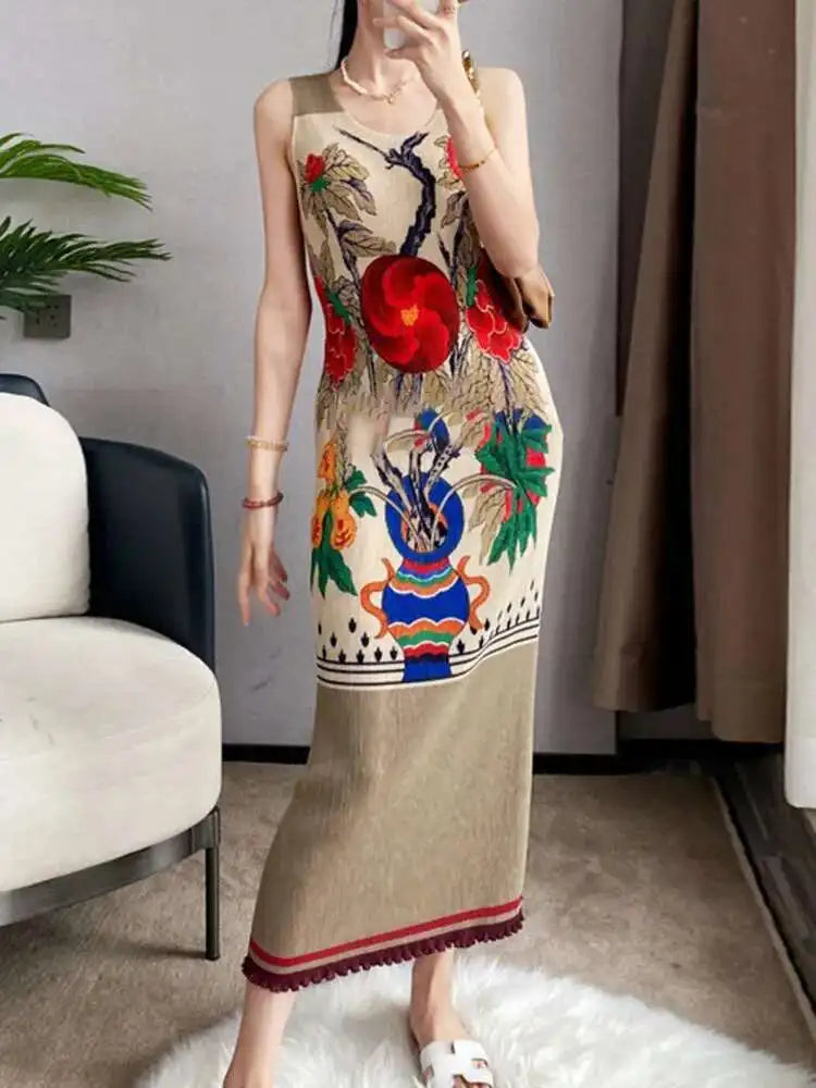 Luxury Pleated Maxi Dress Designer Print Sleeveless | HEYFANCYSTYLE