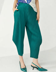 Luxury Plissé Pleats Pleated Wide-Leg Cropped Trousers – Sculpted Culotte