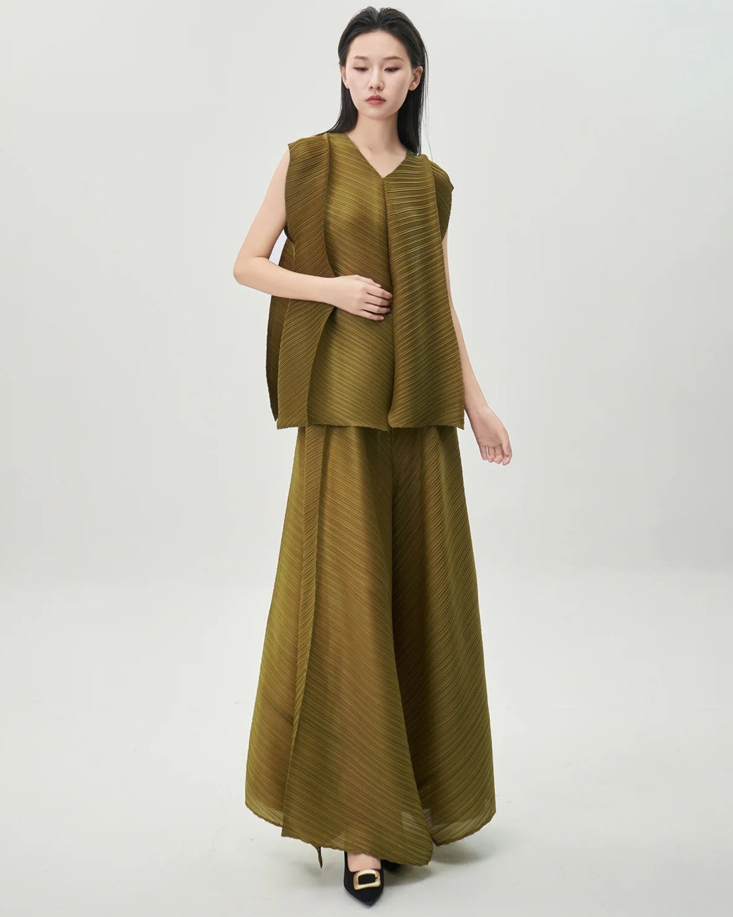 Luxury Travel Comfortable Japanese Pleated Set - Petite Women's