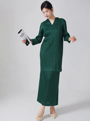 Petite Pleated Plissé V-Neck Tunic & Maxi Skirt Set