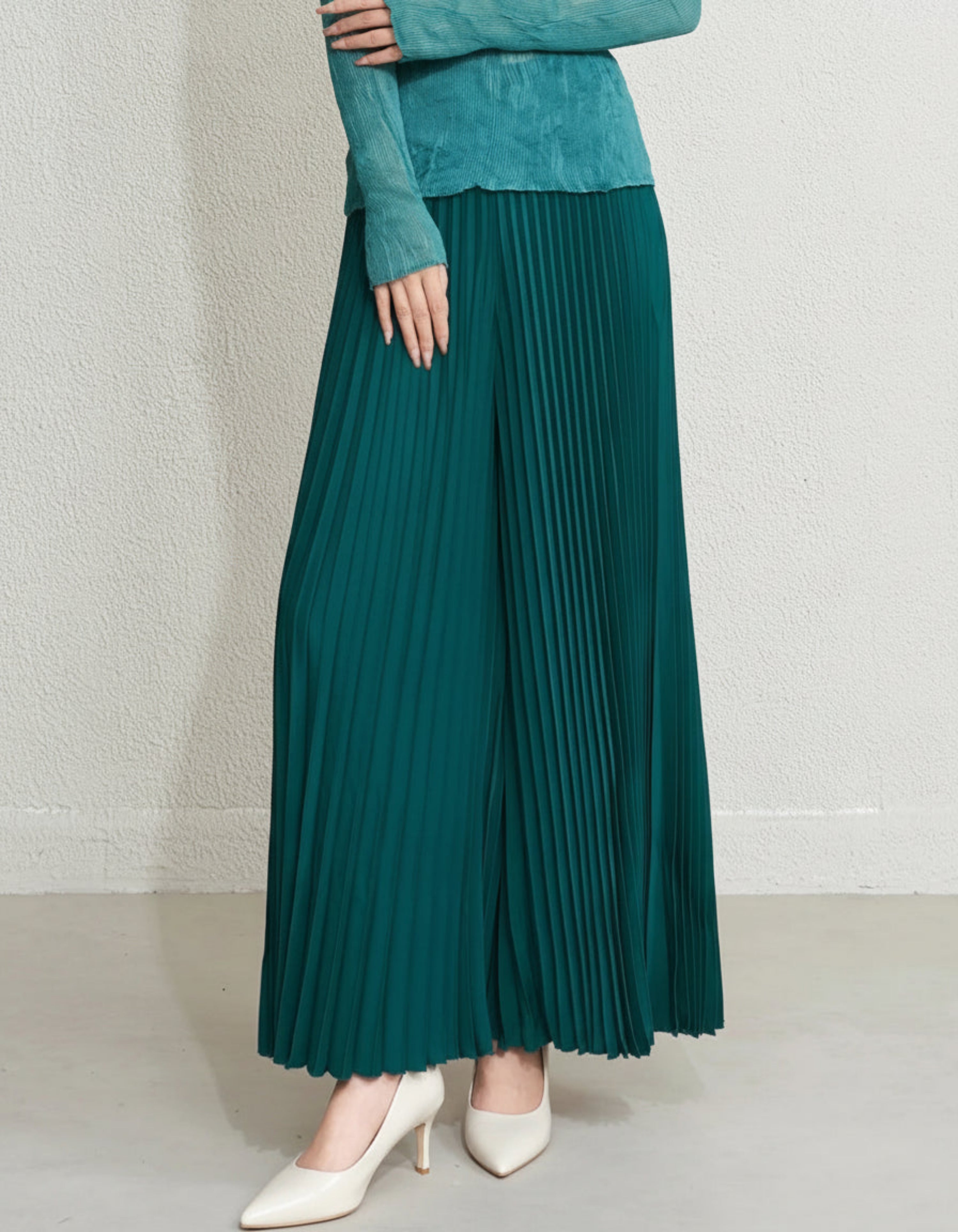 Plissé Pleated Japanese Pleats Palazzo Pants