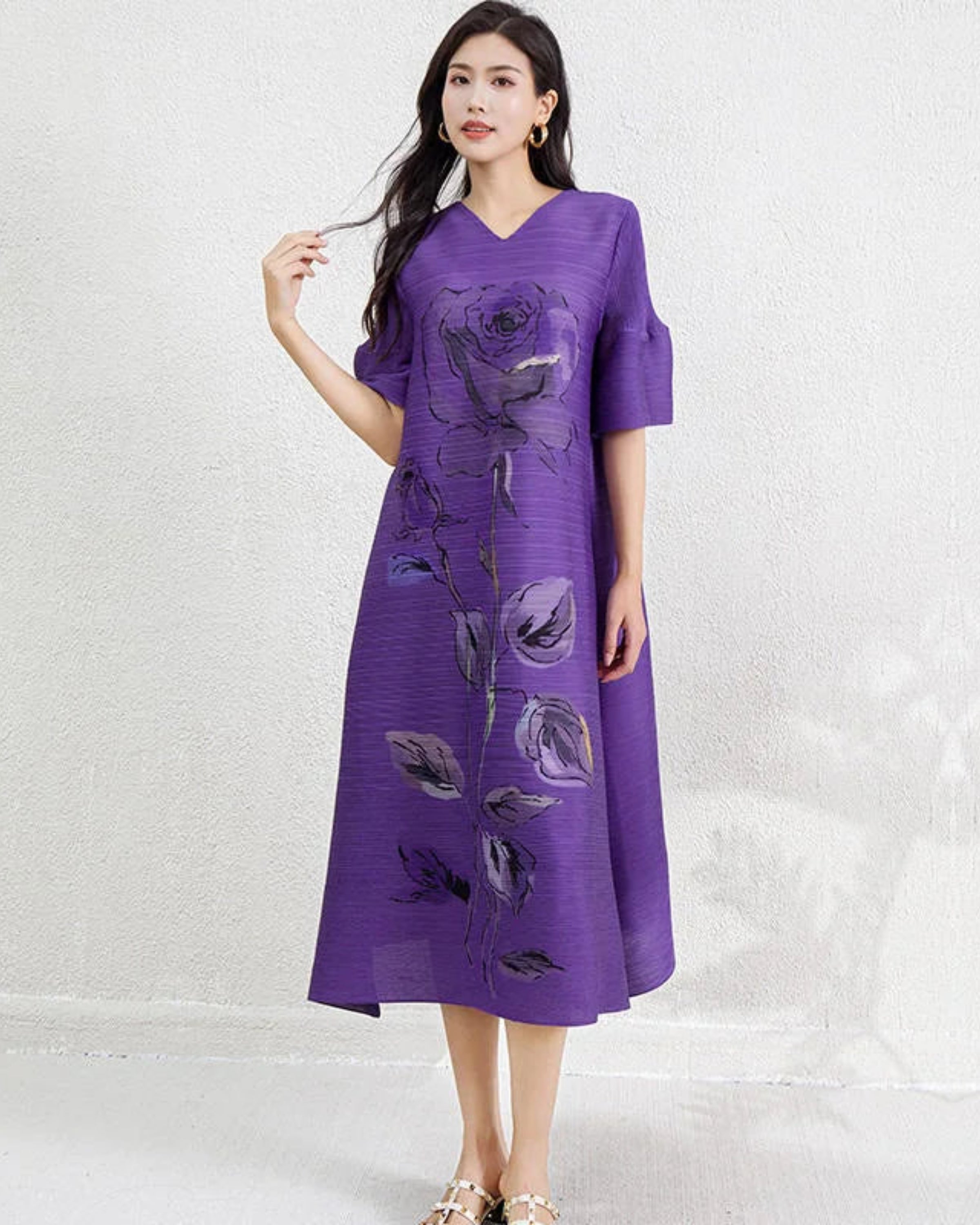 Plissé Pleated Pleats Dress – Vertical Floral Print, Midi Fit