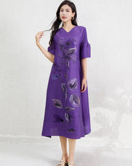 Plissé Pleated Pleats Dress – Vertical Floral Print, Midi Fit