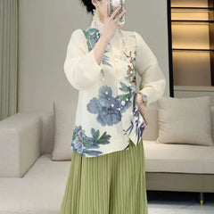 Truly Pleated Floral Blouse