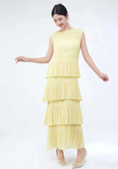 Elegant Plissé Sleeveless Dress
