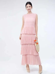Elegant Plissé Sleeveless Dress