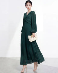 Elegant Long Sleeve Pleated Dress