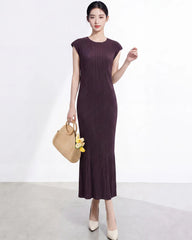 Plissé Cap Sleeve Midi Dress