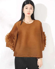 Floral Plissé Elegant Top