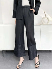 Elegant Plissé Pocket Wide Leg Pant