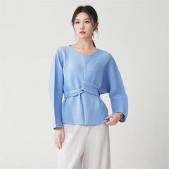 Truly Pleated Tie Back Blouse
