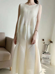 Truly Plissé Sleeveless Midi Dress
