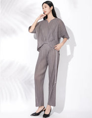 Pleated Twist Pants Set