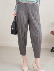 Luxury Tapered Pleated Pants