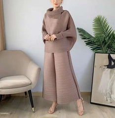 Comfortable Plissé Top & Pant Set
