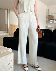 Plissé Wide-Leg Pants