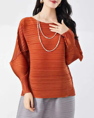 Elegant Plissé Long-Sleeve Top