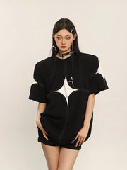 Elegant Oversized Tee with Star Stitching: A Style Icon