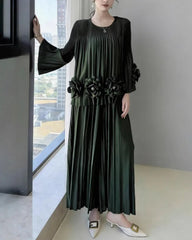 Elegant Floral Pleated Set