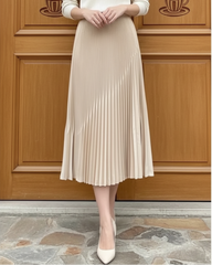 Elegant Fluid Plisse Skirt