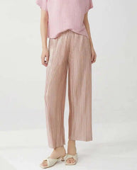 Luxurious Plissé Wide-Leg Trouser