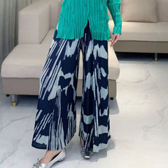 Flowy Pleated Wide-Leg Pants