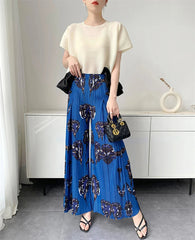 Pleated Wide-Leg Stretchy Trousers