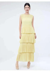 Elegant Plissé Sleeveless Dress