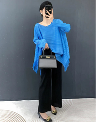 Travel Plissé Batwing Top