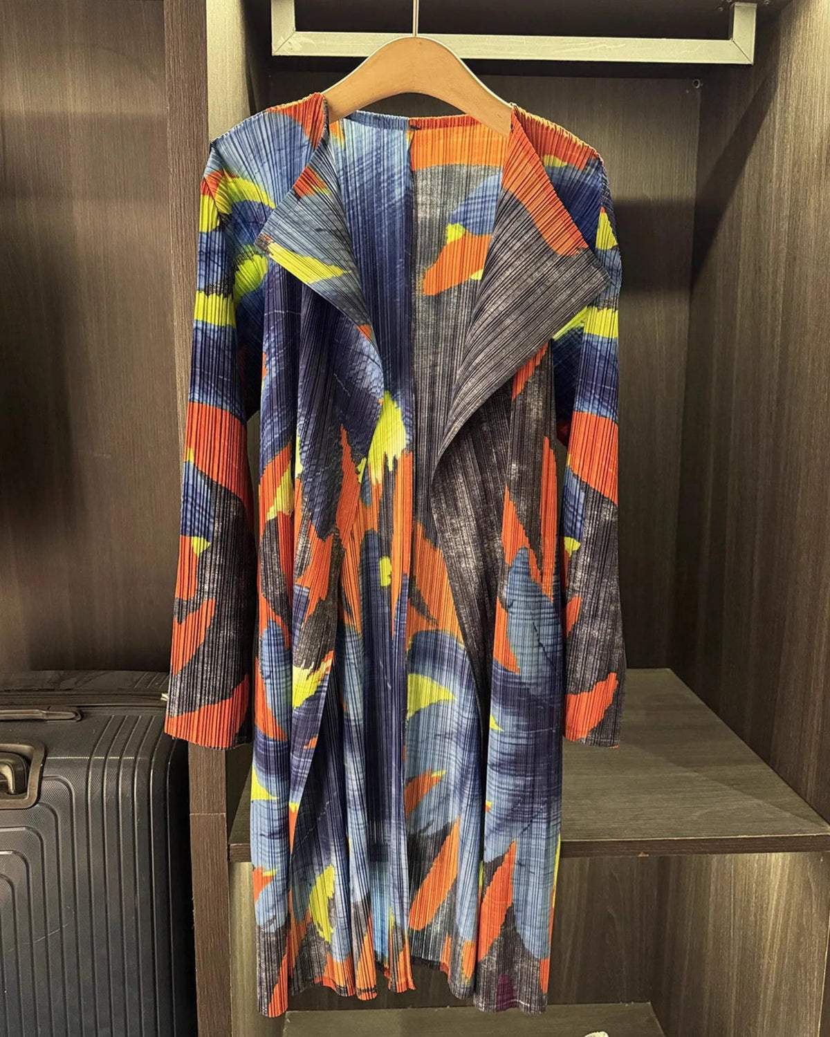 Travel Plissé Duster Coat