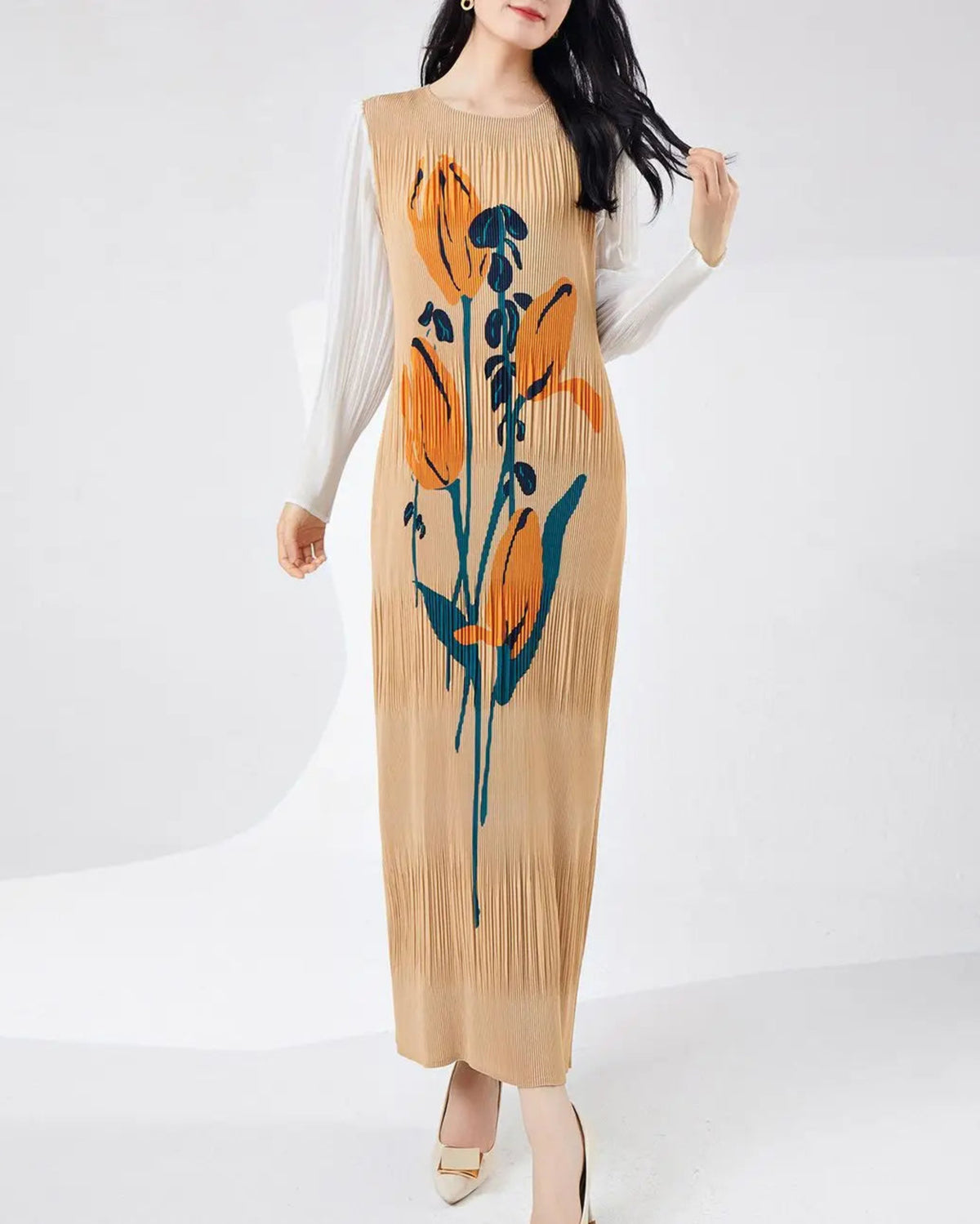 Floral Plissé Long Sleeve Dress