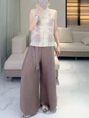 Truly Pleated High-Waisted Pants