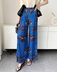 Pleated Wide-Leg Stretchy Trousers